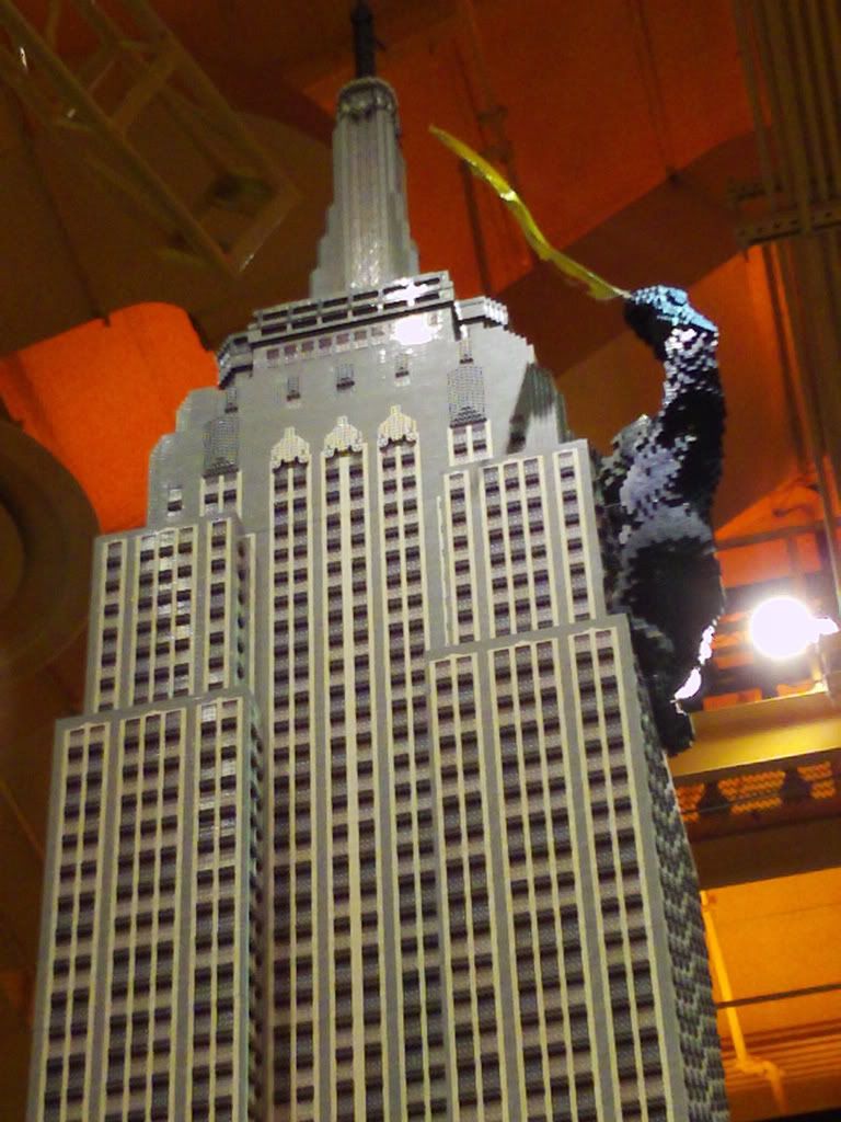 Toys R Us Empire State Building King Kong Photo by KwanFamily